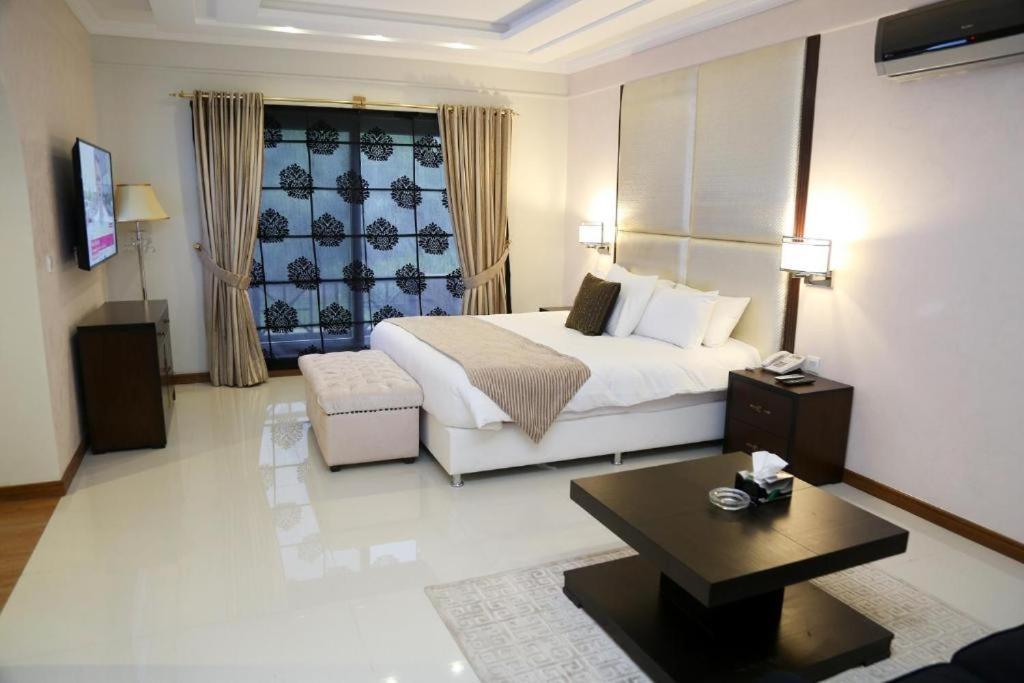 Grace Boutique Hotel Islamabad Exterior photo
